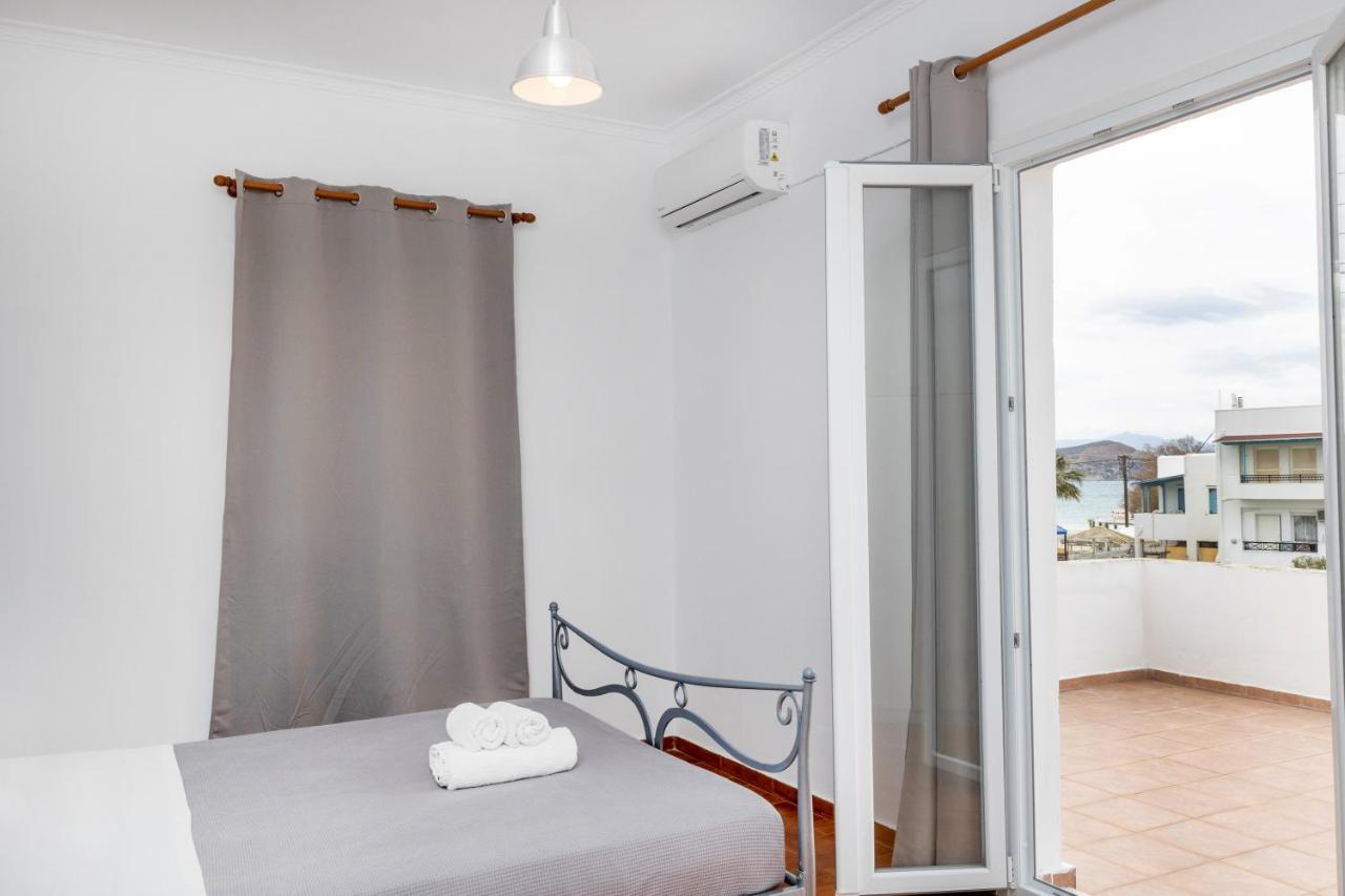 Depis Economy Apartments Naxos City Esterno foto