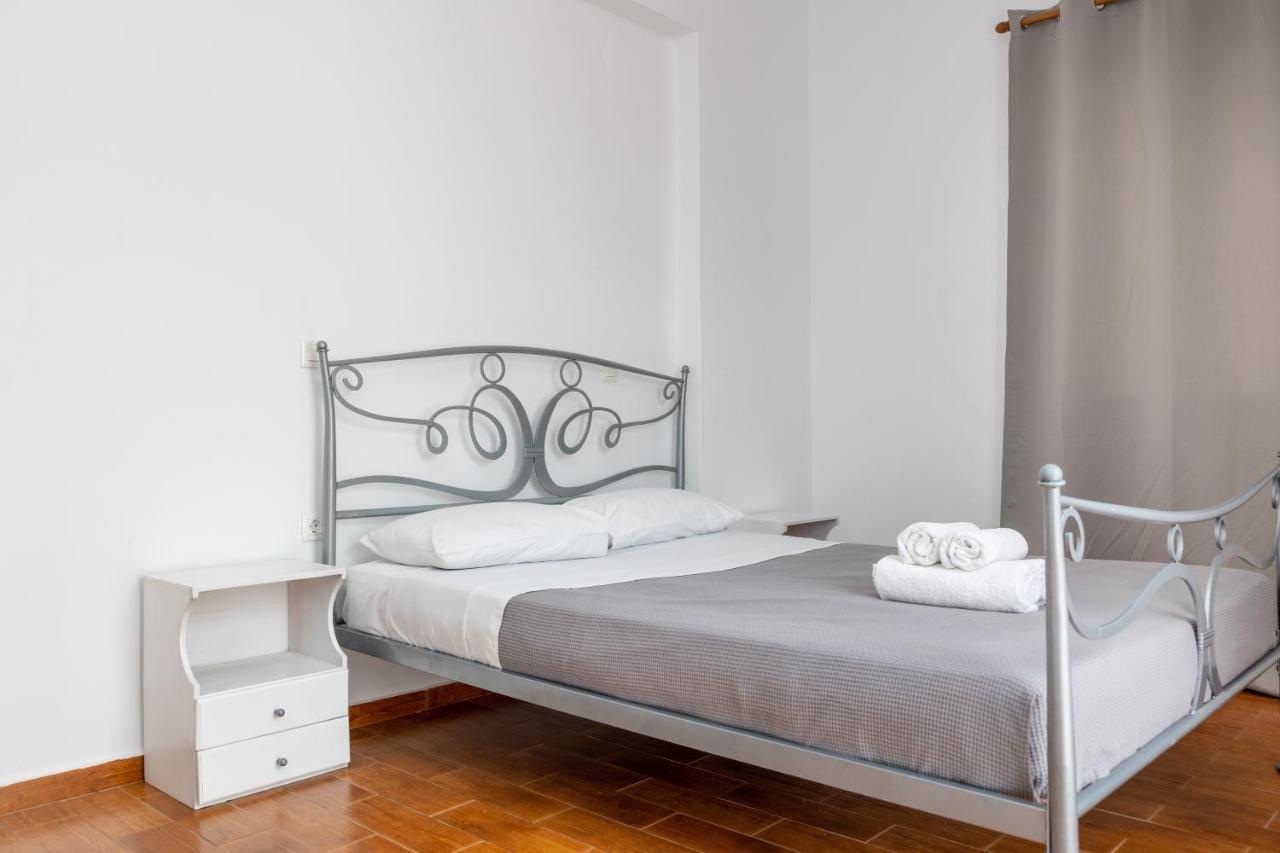Depis Economy Apartments Naxos City Esterno foto